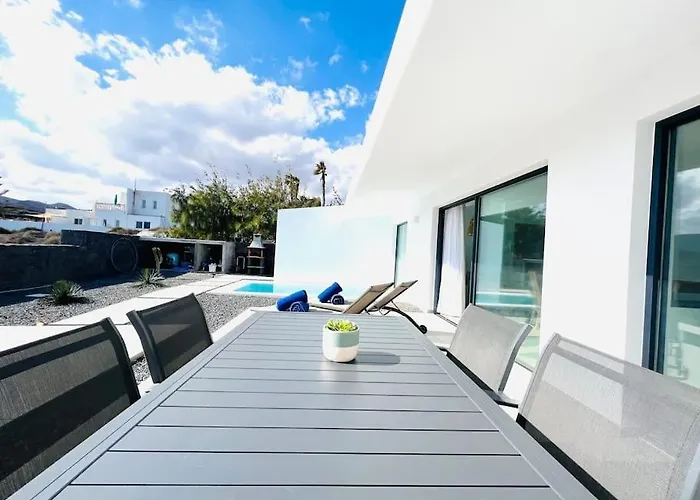 Pasito Luxury Вилла Чарко-дель-Пало